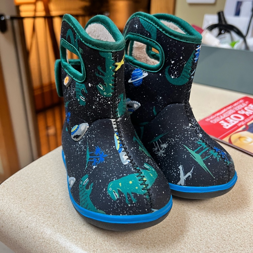 Bogs Kids Dinosaur Print Boots - Black and Teal